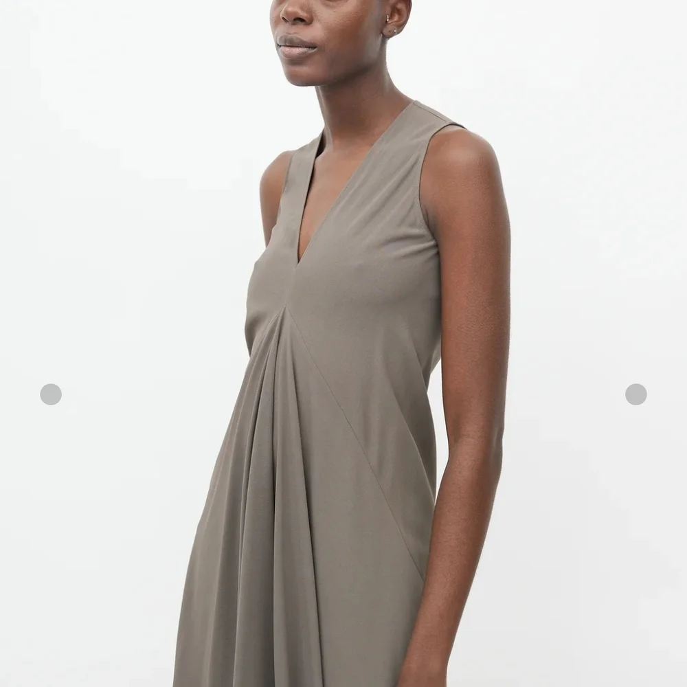Rick Owens Chic Taupe Sleeveless Draped Dress Flowy Size M/6 - Picture 7 of 11